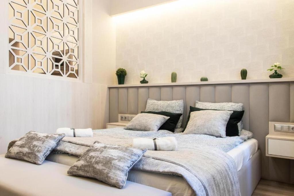 בודפשט Revay 20 Suites By Corall מראה חיצוני תמונה